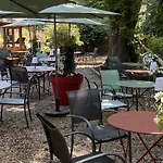 Hotel Logis Restaurant L'auberge Du President Cormeilles (Eure)