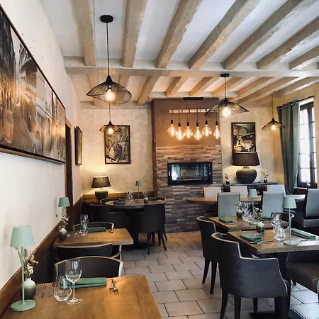 Отель Logis Restaurant L'auberge Du President 3*