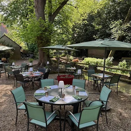 Hotel Logis L'auberge Du President