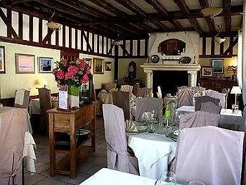 Logis Restaurant L'auberge Du President Hotel 3*