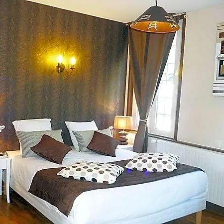 Hotel Logis Restaurant L'auberge Du President