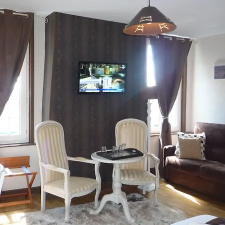 Logis Restaurant L'auberge Du President מלון Cormeilles (Eure)