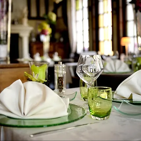 Hotel Logis Restaurant L'auberge Du President