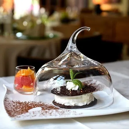 Hotel Logis Restaurant L'auberge Du President 3*