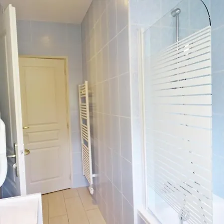 Logis L'auberge Du President Hotel 3*