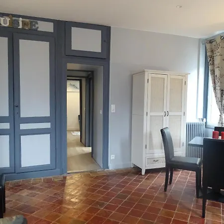 Logis Restaurant L'auberge Du President Отель Cormeilles (Eure)