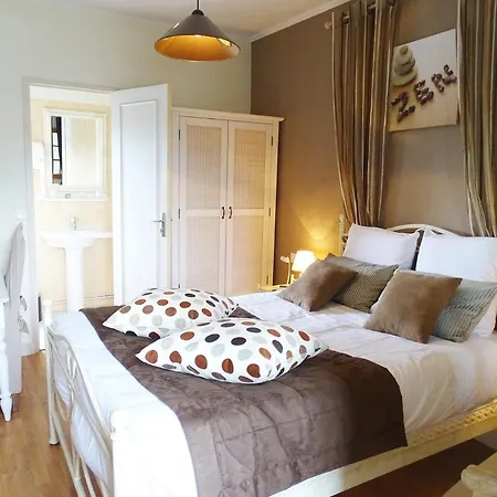 Logis Restaurant L'auberge Du President Отель Cormeilles (Eure)