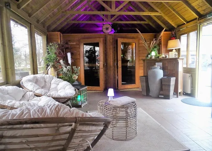 Logis Restaurant L'auberge Du President Hotel 3*